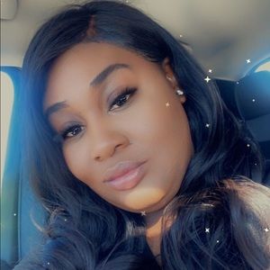 Meet your Posher, Tiffany